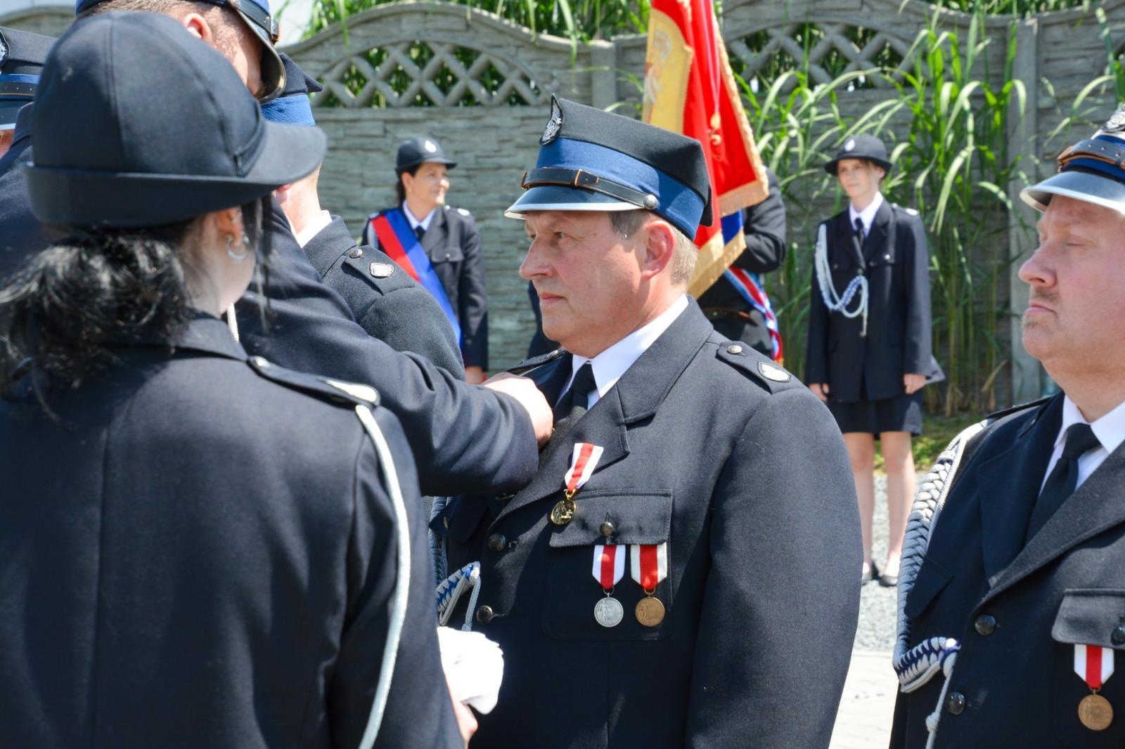Zdjęcie w galerii na portalu naszraciborz.pl: OSP Żerdziny świętuje 100-lecie. Na urodziny otwarto nową remizę wiadomości z regionu
