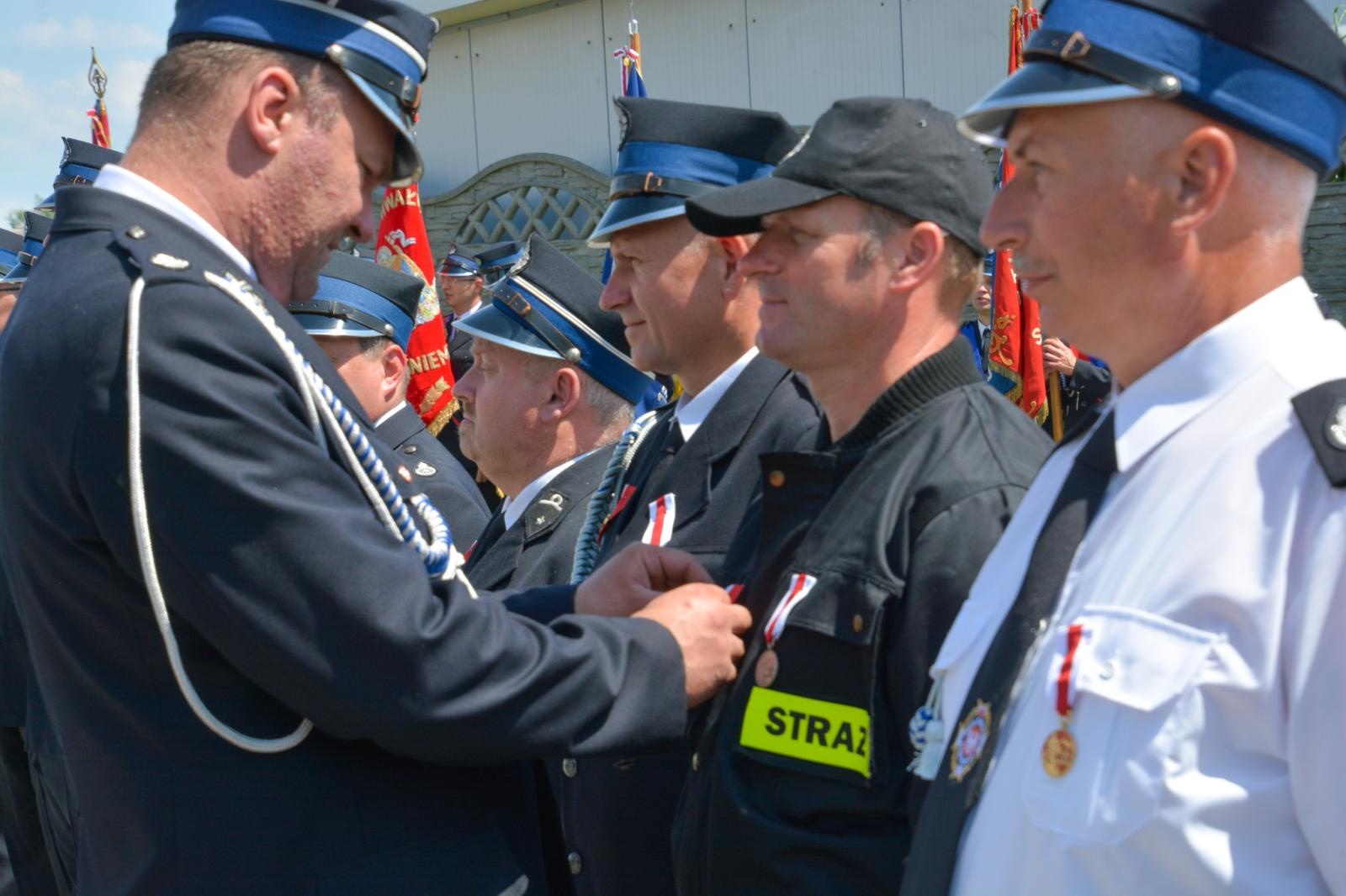 Zdjęcie w galerii na portalu naszraciborz.pl: OSP Żerdziny świętuje 100-lecie. Na urodziny otwarto nową remizę wiadomości z regionu