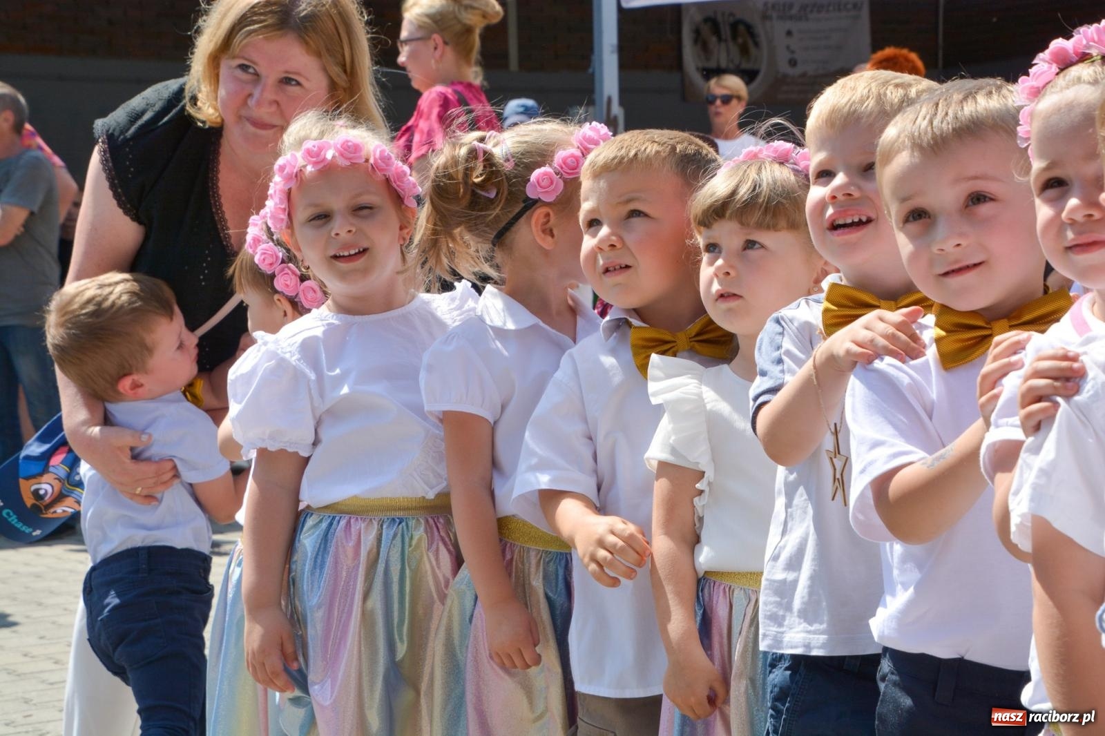Zdjęcie w galerii na portalu naszraciborz.pl: Pietrowicki Dzień Dziecka na Dzikim Zachodzie wiadomości z regionu