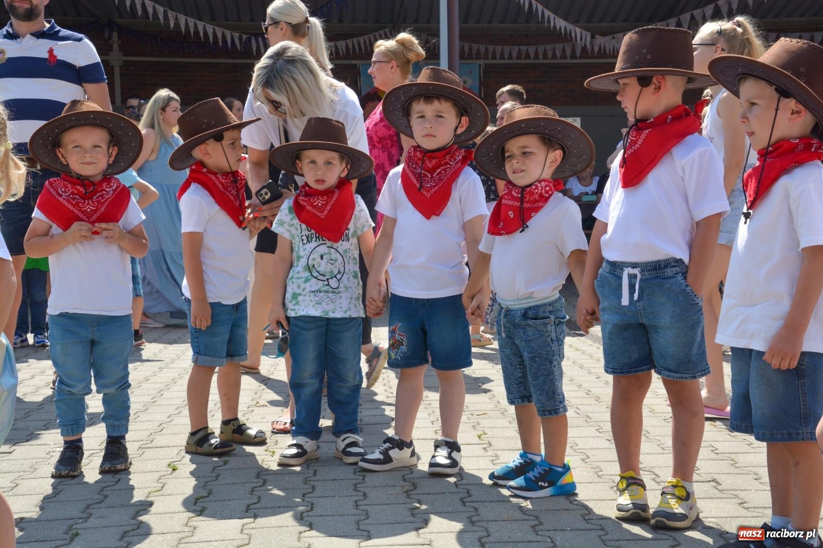 Zdjęcie w galerii na portalu naszraciborz.pl: Pietrowicki Dzień Dziecka na Dzikim Zachodzie wiadomości z regionu