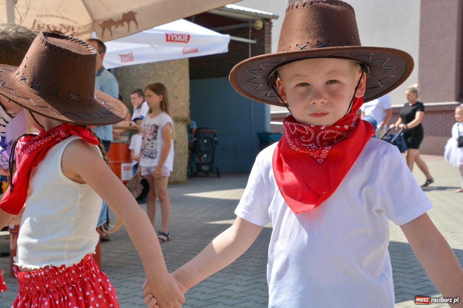 Zdjęcie w galerii na portalu naszraciborz.pl: Pietrowicki Dzień Dziecka na Dzikim Zachodzie wiadomości z regionu