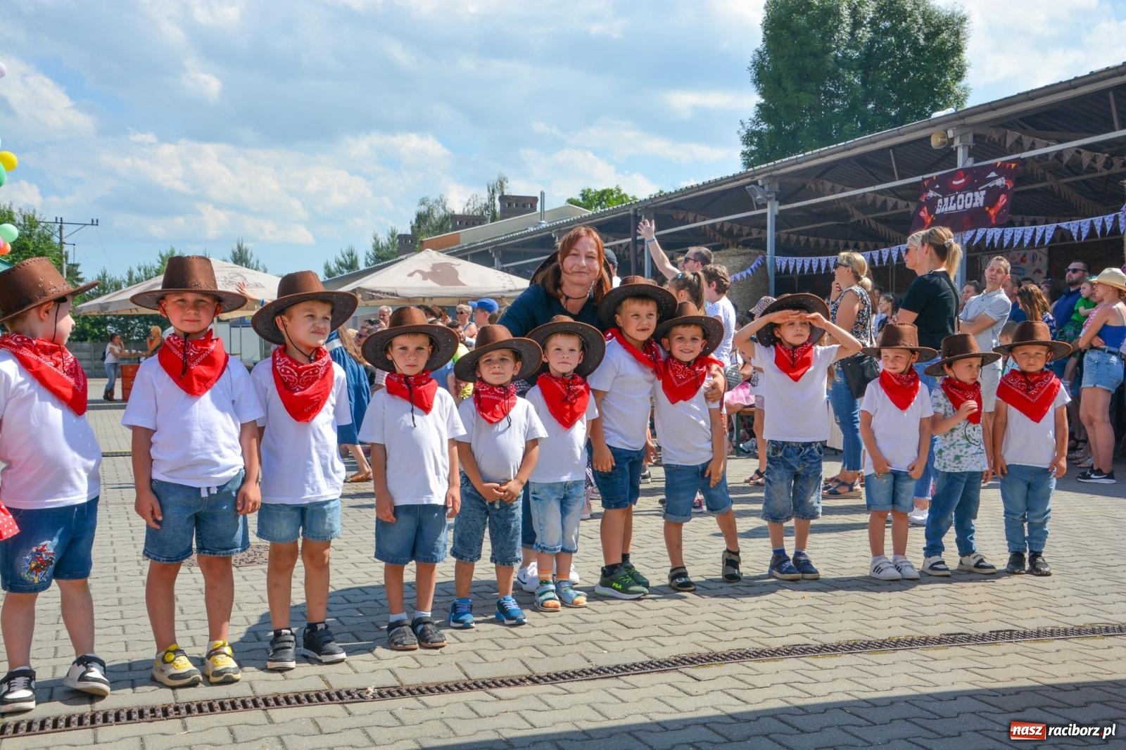 Zdjęcie w galerii na portalu naszraciborz.pl: Pietrowicki Dzień Dziecka na Dzikim Zachodzie wiadomości z regionu