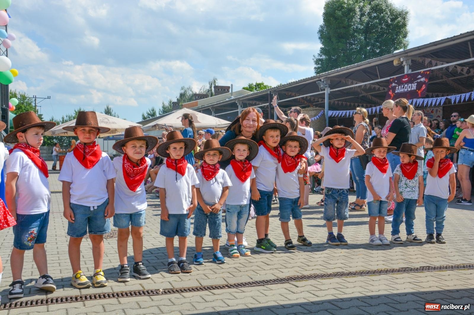 Zdjęcie w galerii na portalu naszraciborz.pl: Pietrowicki Dzień Dziecka na Dzikim Zachodzie wiadomości z regionu