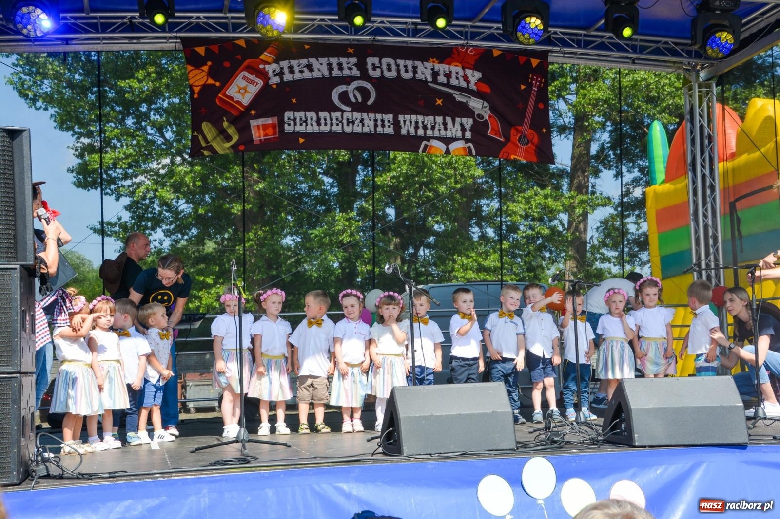 Zdjęcie w galerii na portalu naszraciborz.pl: Pietrowicki Dzień Dziecka na Dzikim Zachodzie wiadomości z regionu