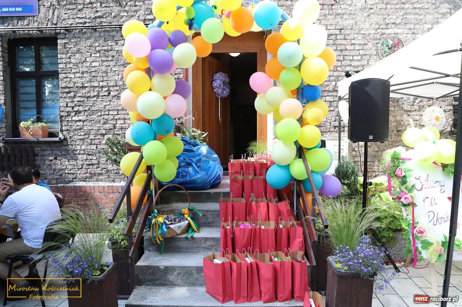 Zdjęcie w galerii na portalu naszraciborz.pl: Rodzinny ogród radości w Spektrum. Na Dzień Dziecka wiadomości z regionu