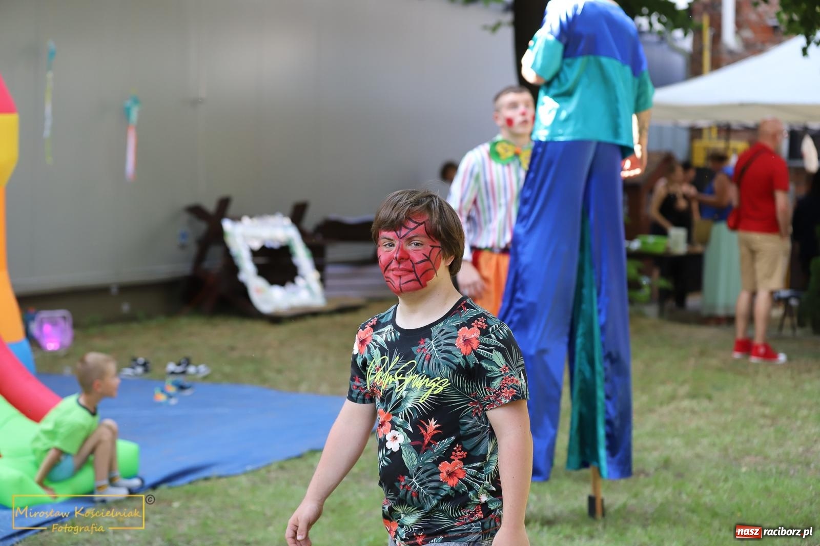 Zdjęcie w galerii na portalu naszraciborz.pl: Rodzinny ogród radości w Spektrum. Na Dzień Dziecka wiadomości z regionu