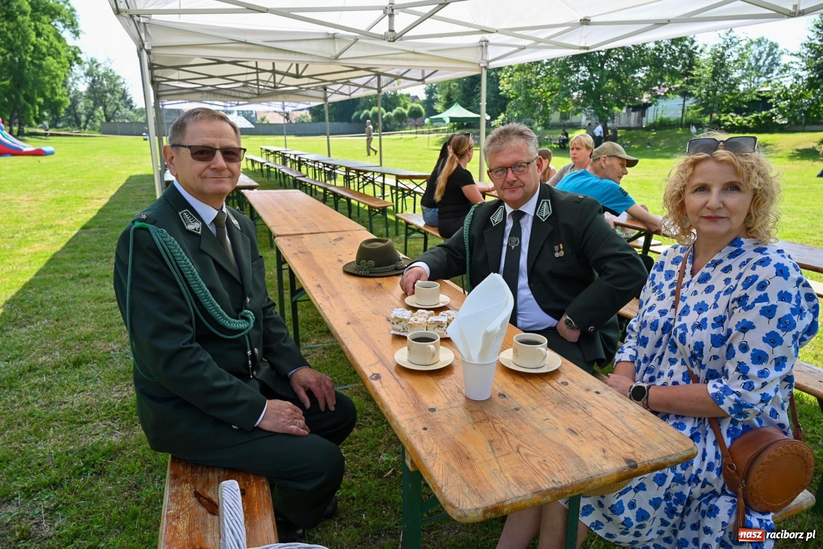 Zdjęcie w galerii na portalu naszraciborz.pl: Przy ruinach w Tworkowie zorganizowano Dzień Dziecka wiadomości z regionu