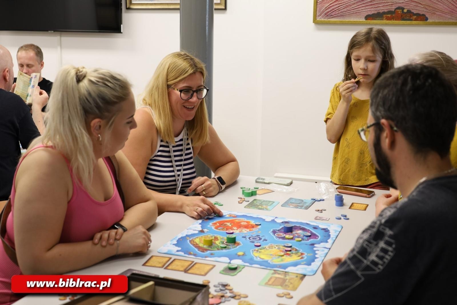 Zdjęcie w galerii na portalu naszraciborz.pl: Dni Raciborza: VI Raciborski Festiwal Gier Planszowych wiadomości z regionu