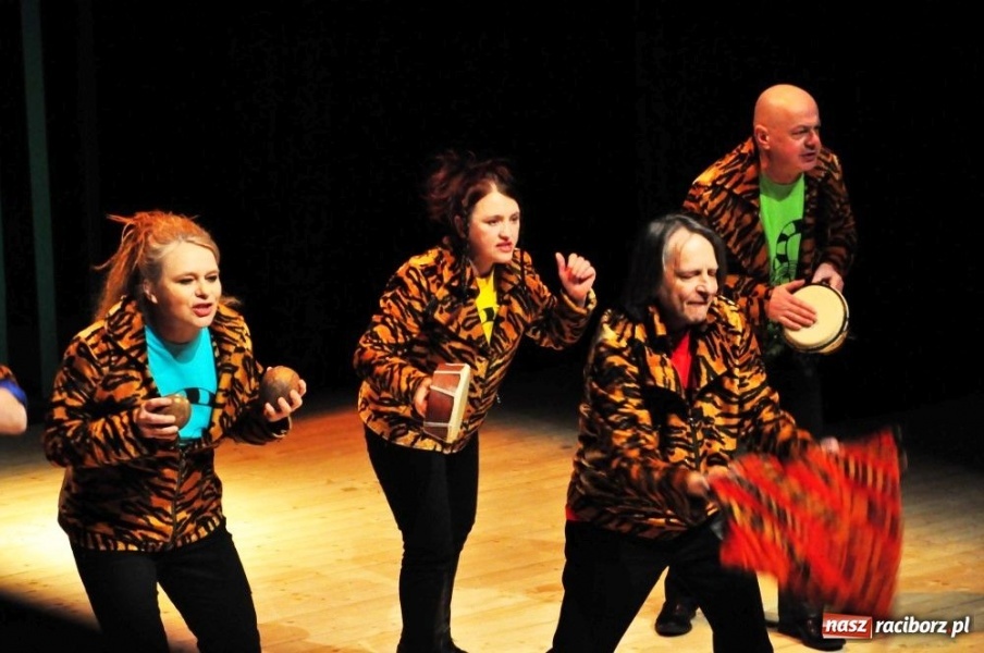 Zdjęcie w galerii na portalu naszraciborz.pl: Tygrysek Pietrek bawił najmłodszych wiadomości z regionu