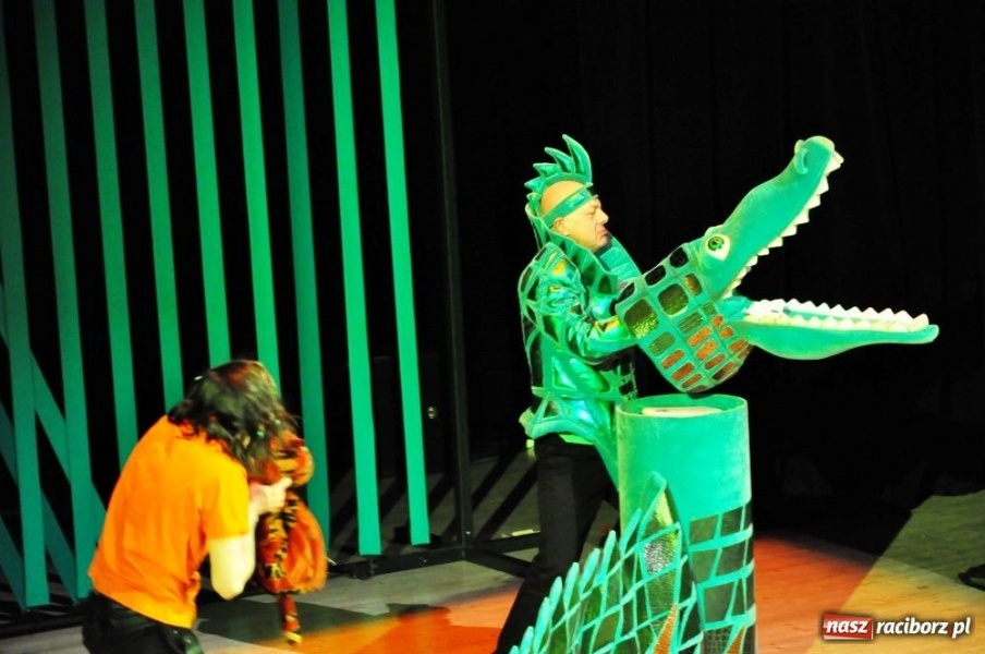 Zdjęcie w galerii na portalu naszraciborz.pl: Tygrysek Pietrek bawił najmłodszych wiadomości z regionu