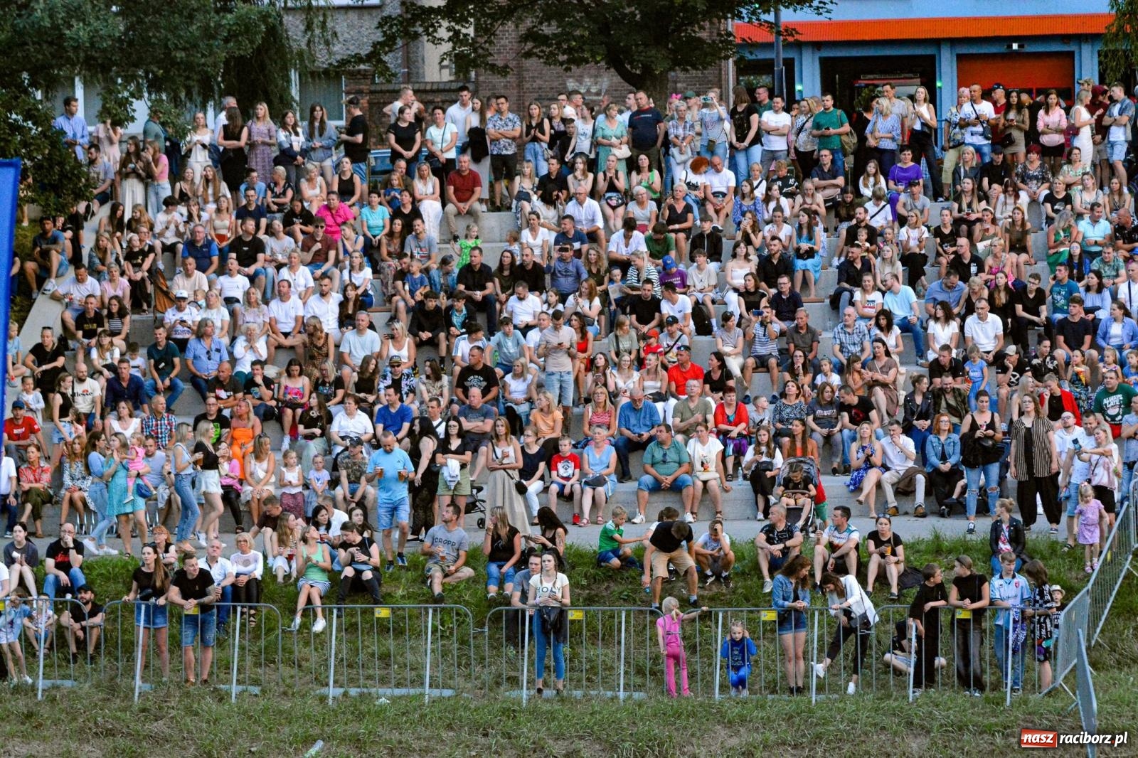 Zdjęcie w galerii na portalu naszraciborz.pl: BARANOVSKI gwiazdą Dni Raciborza. Koncert nad Odrą [FOTO i WIDEO] wiadomości z regionu