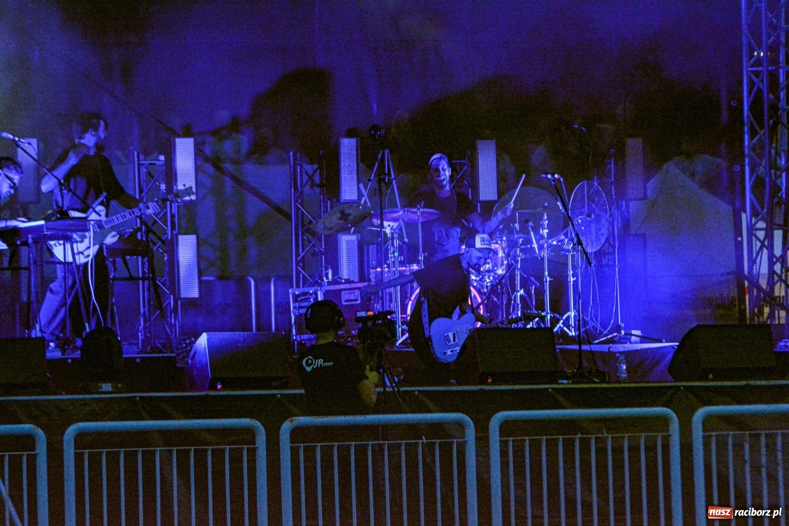 Zdjęcie w galerii na portalu naszraciborz.pl: BARANOVSKI gwiazdą Dni Raciborza. Koncert nad Odrą [FOTO i WIDEO] wiadomości z regionu