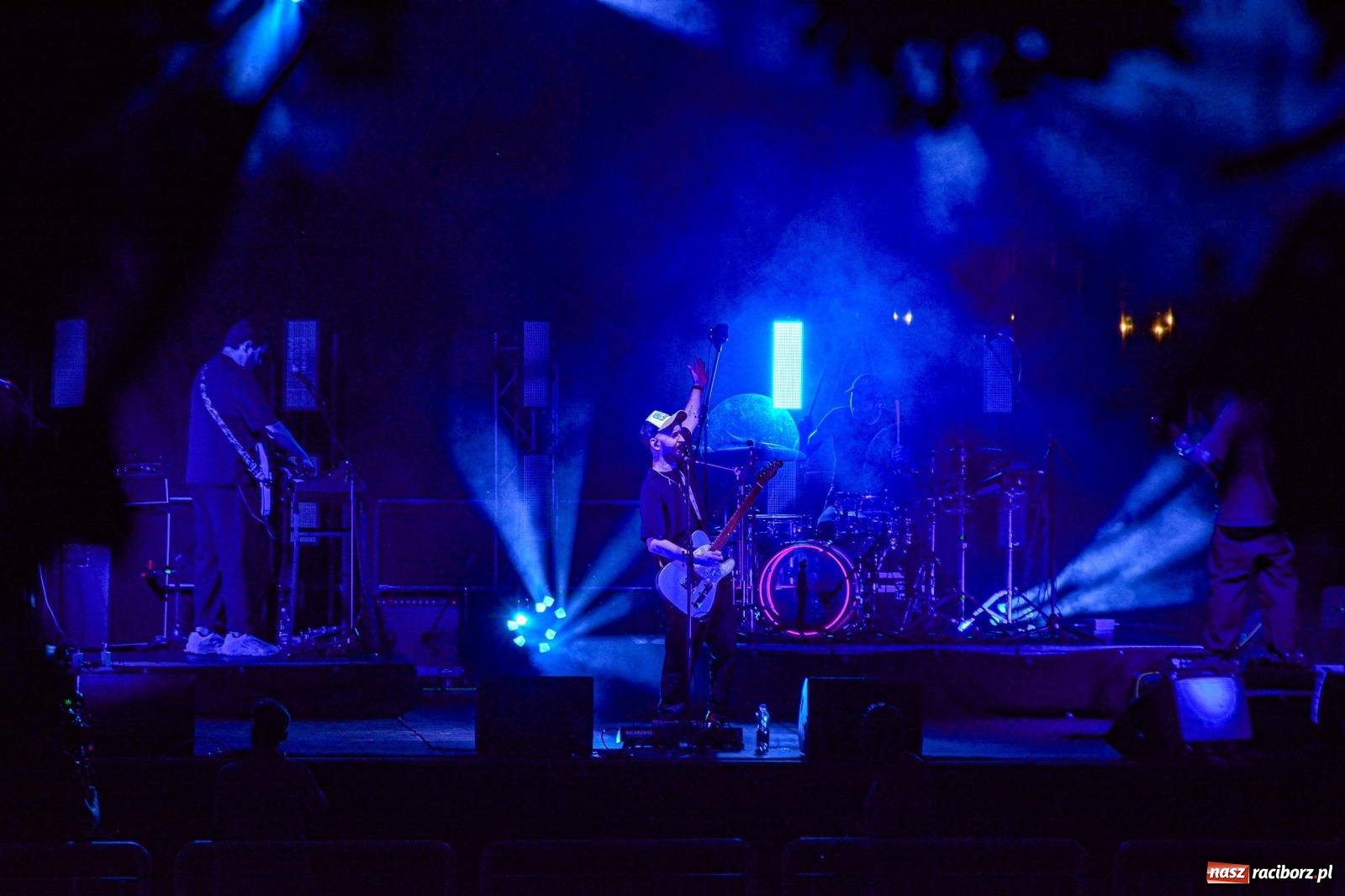 Zdjęcie w galerii na portalu naszraciborz.pl: BARANOVSKI gwiazdą Dni Raciborza. Koncert nad Odrą [FOTO i WIDEO] wiadomości z regionu