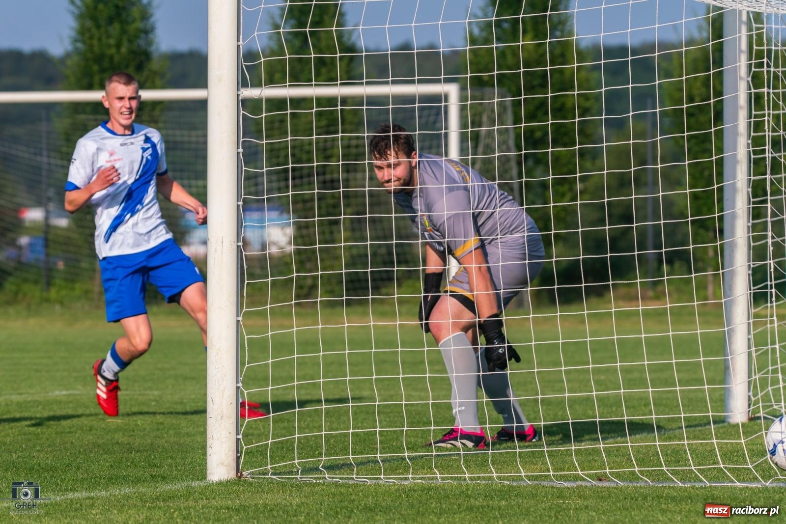 Zdjęcie w galerii na portalu naszraciborz.pl: Unia kontra Ruch. Strzelanina przy Srebrnej [FOTO] wiadomości z regionu