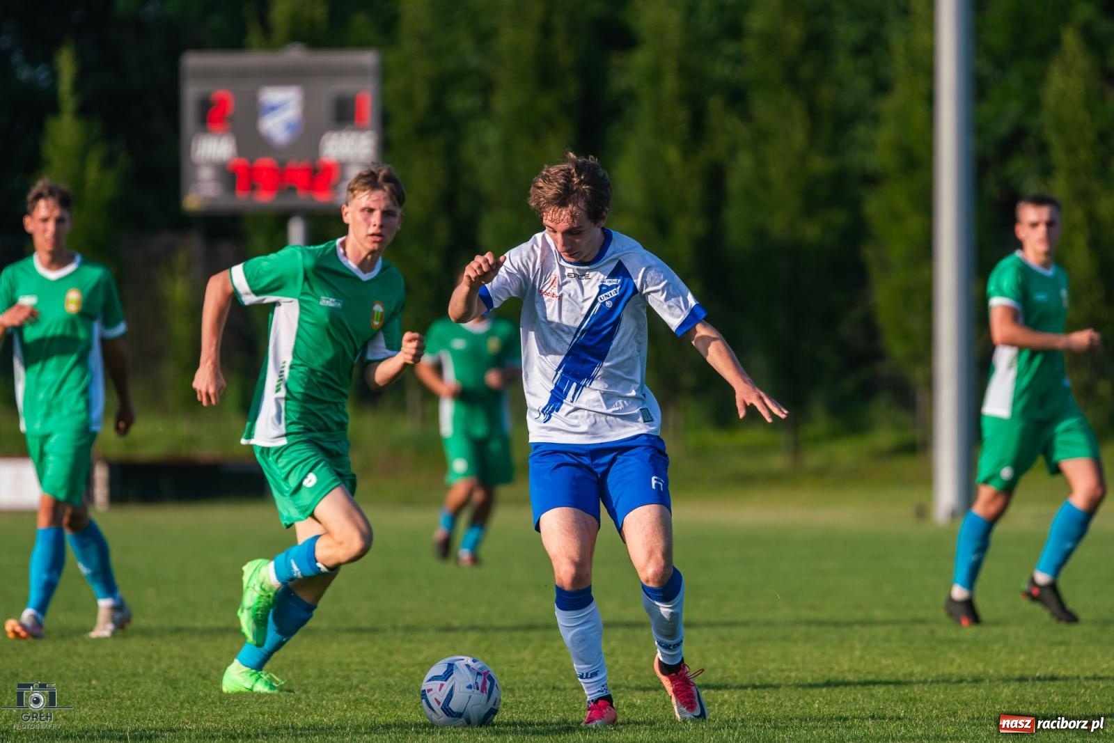 Zdjęcie w galerii na portalu naszraciborz.pl: Unia kontra Ruch. Strzelanina przy Srebrnej [FOTO] wiadomości z regionu