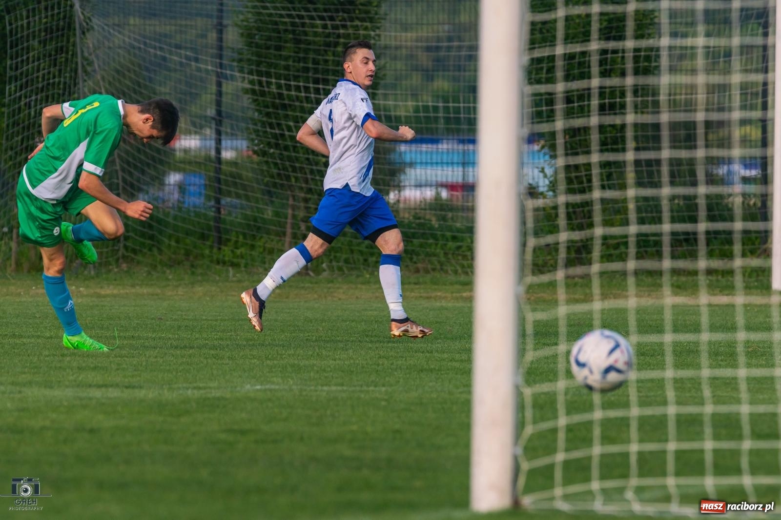 Zdjęcie w galerii na portalu naszraciborz.pl: Unia kontra Ruch. Strzelanina przy Srebrnej [FOTO] wiadomości z regionu