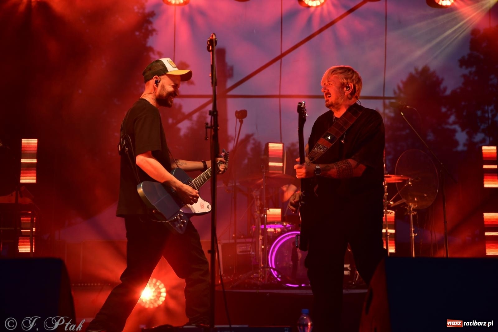 Zdjęcie w galerii na portalu naszraciborz.pl: Vixen i Baranovski - sobota na raciborskich bulwarach [FOTO i WIDEO] wiadomości z regionu