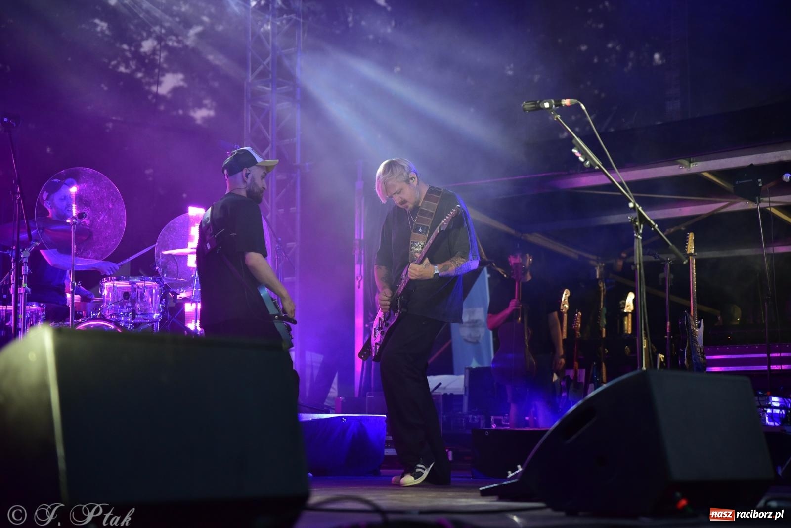 Zdjęcie w galerii na portalu naszraciborz.pl: Vixen i Baranovski - sobota na raciborskich bulwarach [FOTO i WIDEO] wiadomości z regionu