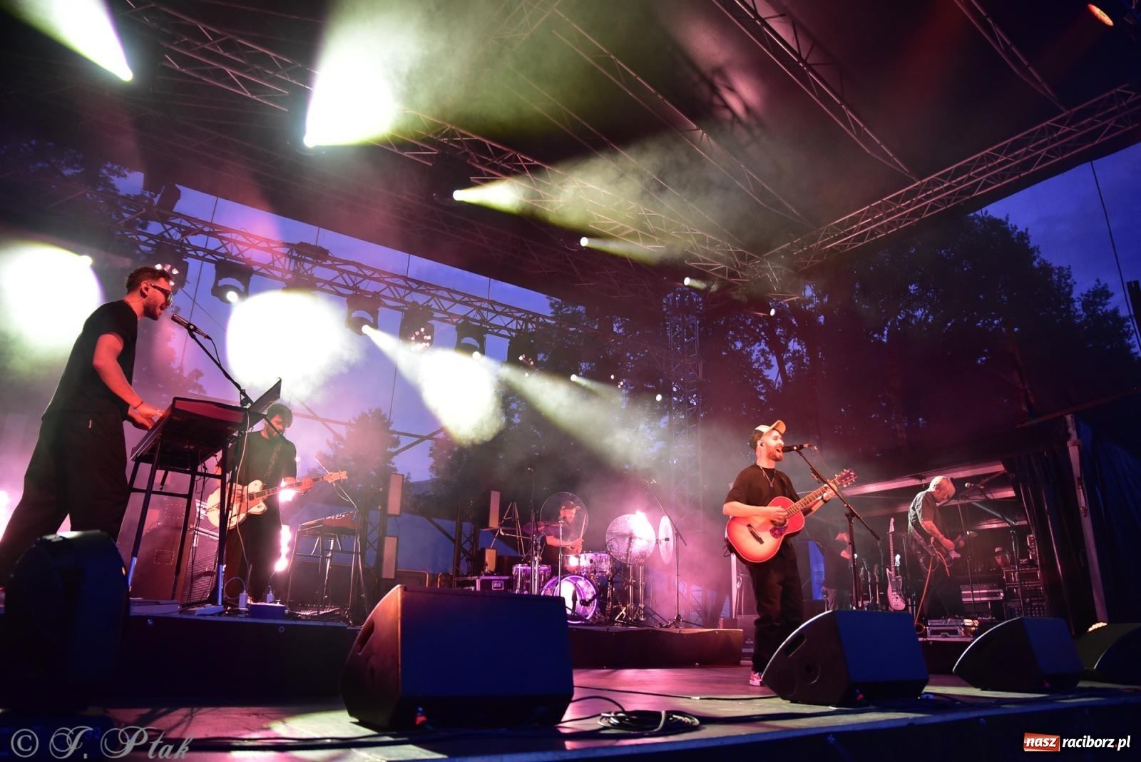 Zdjęcie w galerii na portalu naszraciborz.pl: Vixen i Baranovski - sobota na raciborskich bulwarach [FOTO i WIDEO] wiadomości z regionu