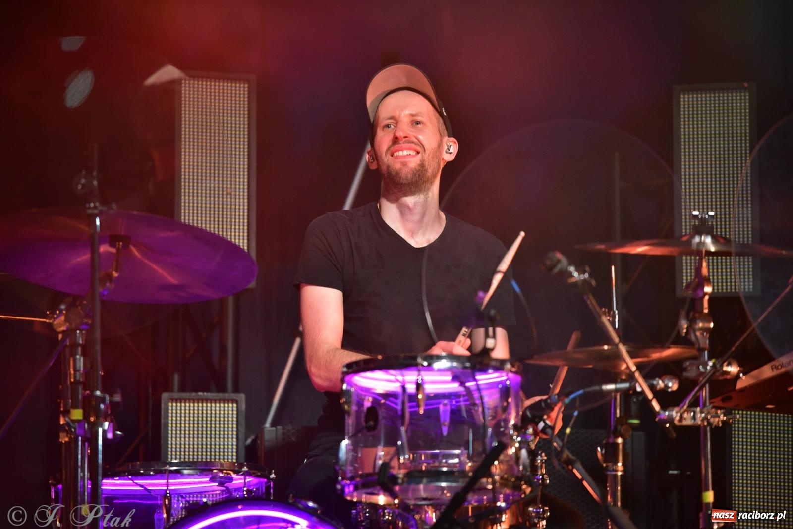 Zdjęcie w galerii na portalu naszraciborz.pl: Vixen i Baranovski - sobota na raciborskich bulwarach [FOTO i WIDEO] wiadomości z regionu