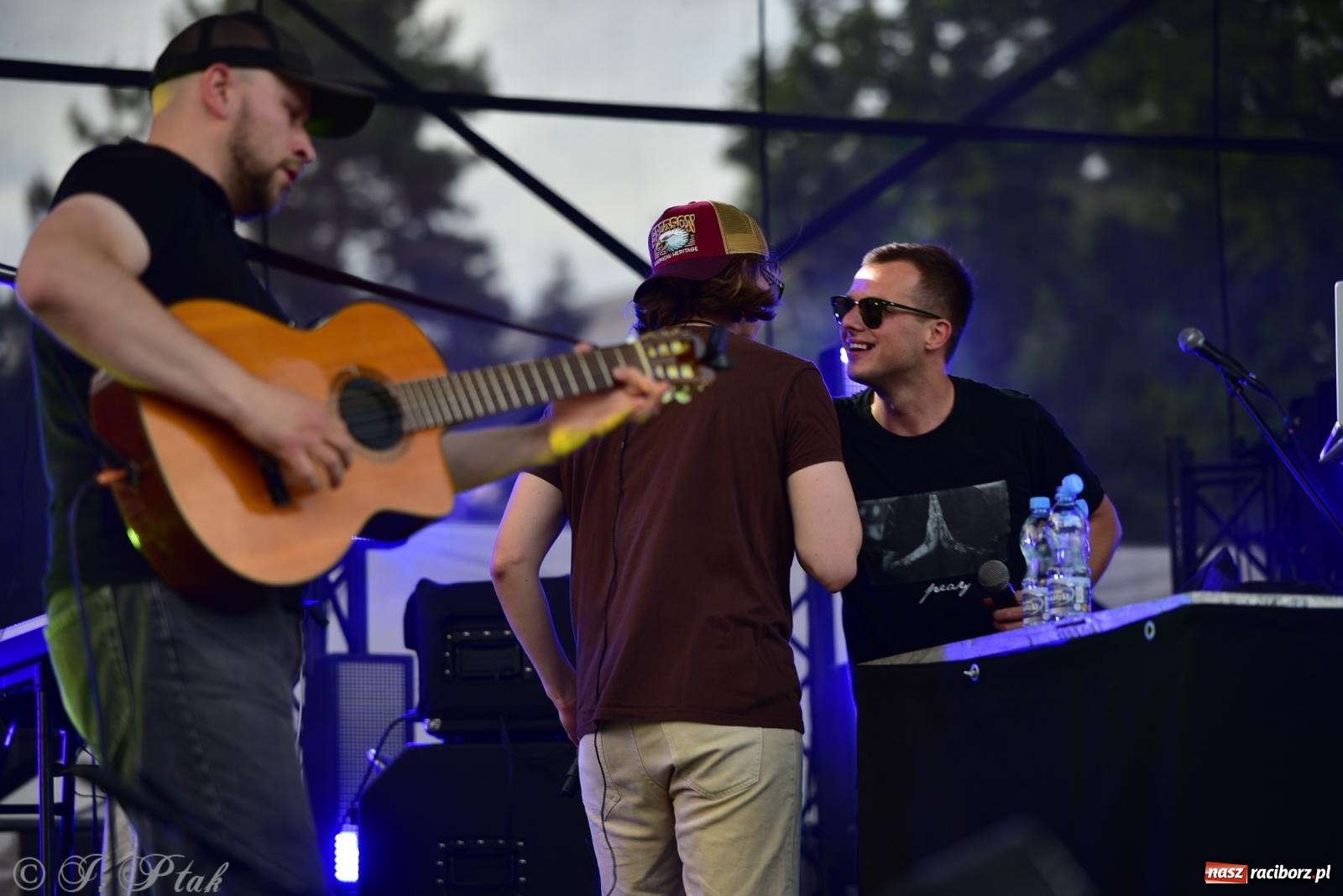 Zdjęcie w galerii na portalu naszraciborz.pl: Vixen i Baranovski - sobota na raciborskich bulwarach [FOTO i WIDEO] wiadomości z regionu