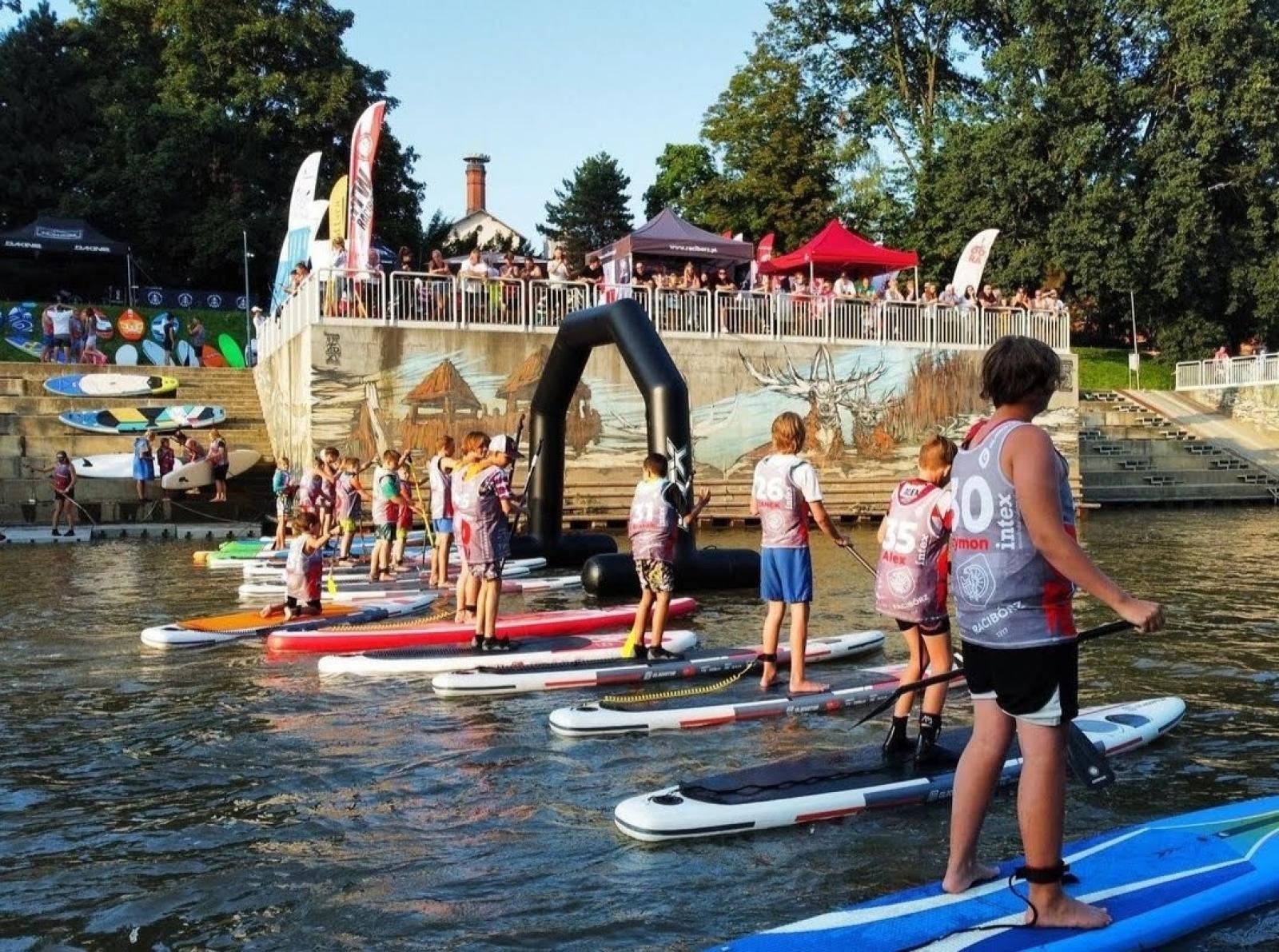 Zdjęcie w galerii na portalu naszraciborz.pl: Odra SUP Cup - Festiwal SUP i Rekreacji wodnej w Raciborzu wiadomości z regionu