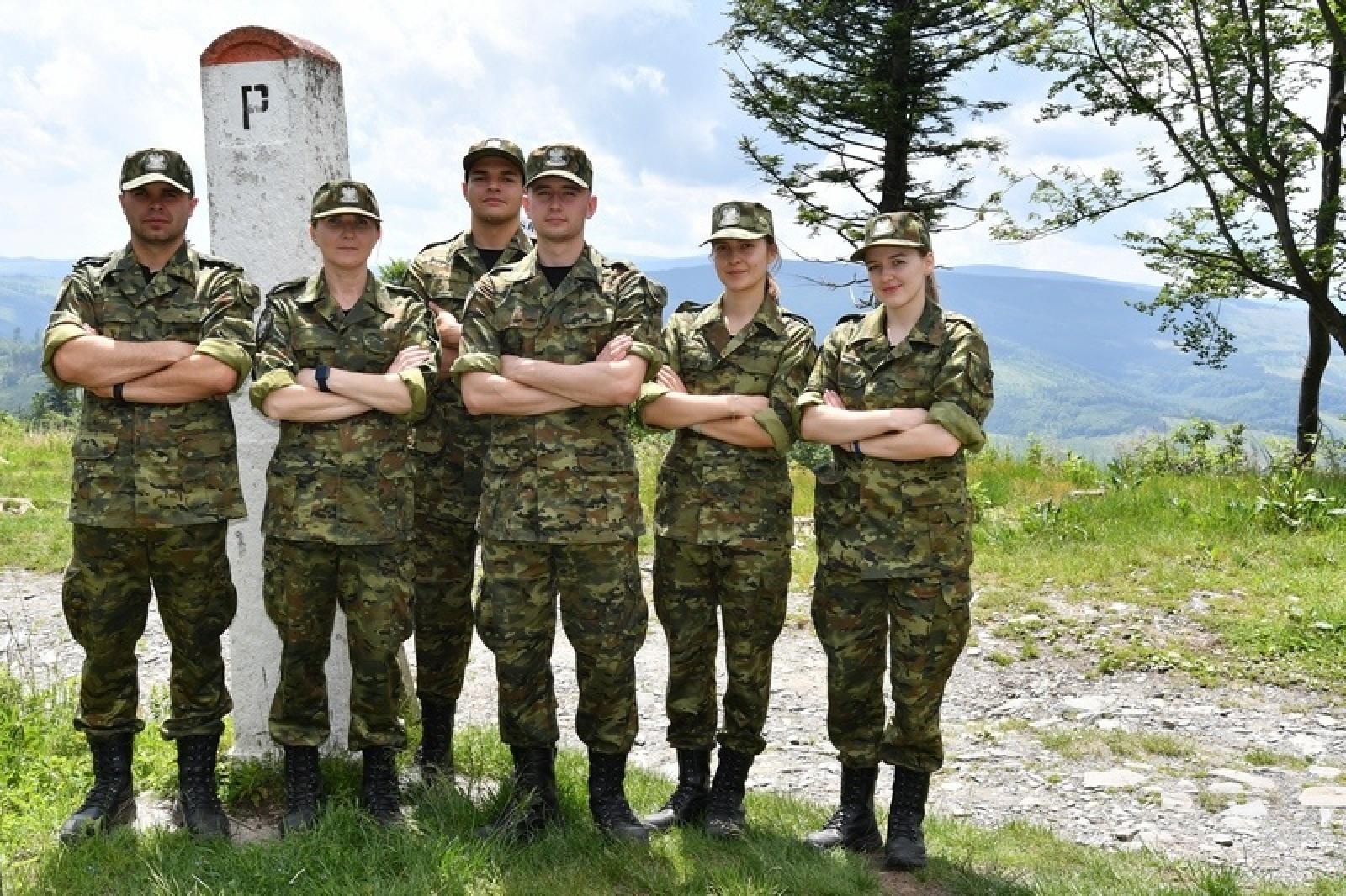 Zdjęcie w galerii na portalu naszraciborz.pl: Nowi funkcjonariusze Śląskiego Oddziału Straży Granicznej szkolili się w terenie wiadomości z regionu