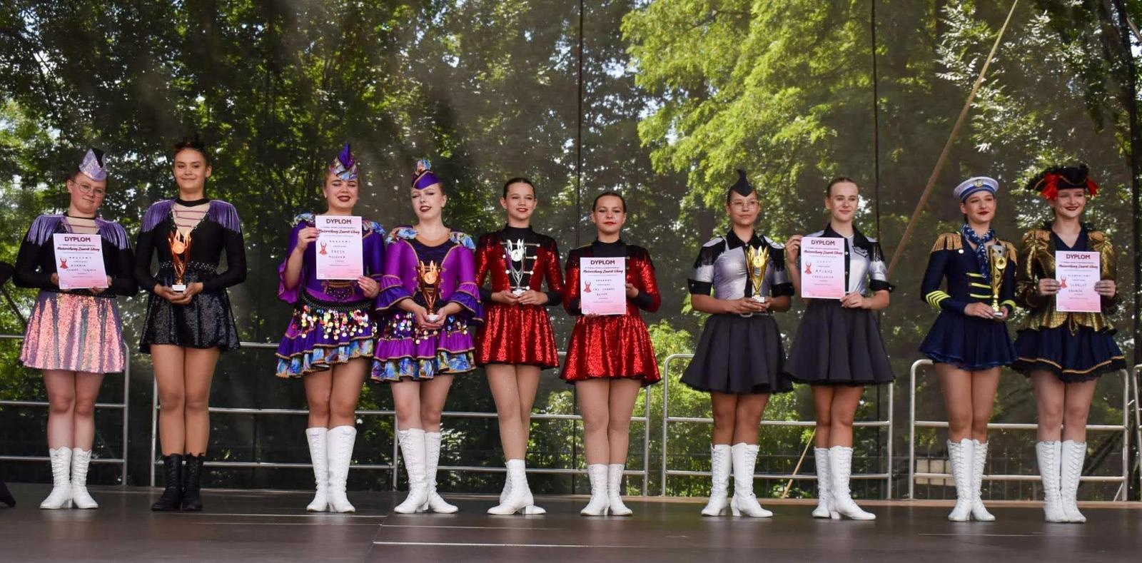 Zdjęcie w galerii na portalu naszraciborz.pl: Ponad tysiąc mażoretek na zamku wiadomości z regionu