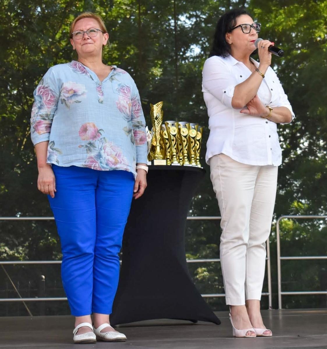 Zdjęcie w galerii na portalu naszraciborz.pl: Ponad tysiąc mażoretek na zamku wiadomości z regionu