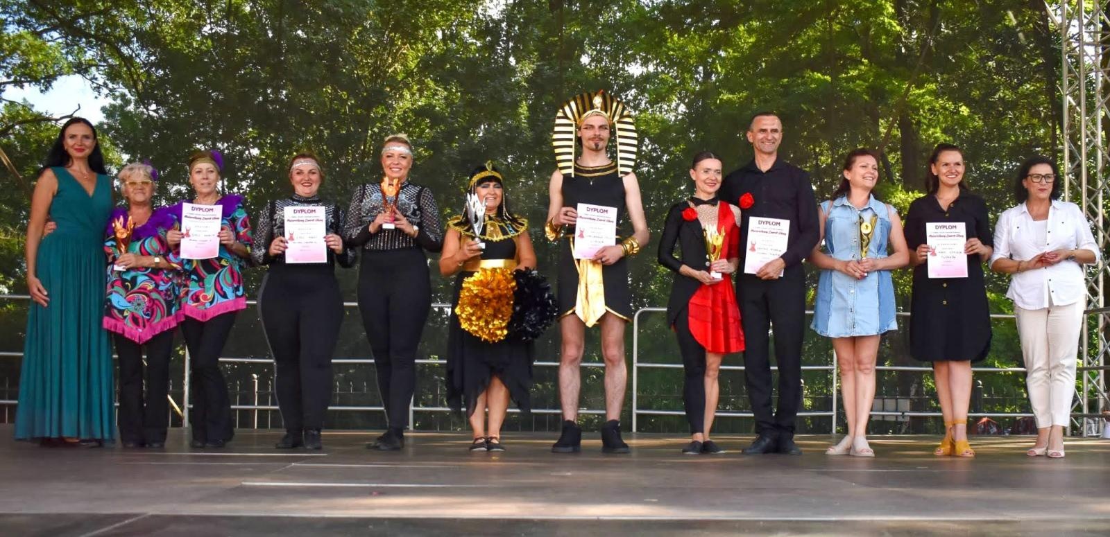 Zdjęcie w galerii na portalu naszraciborz.pl: Ponad tysiąc mażoretek na zamku wiadomości z regionu