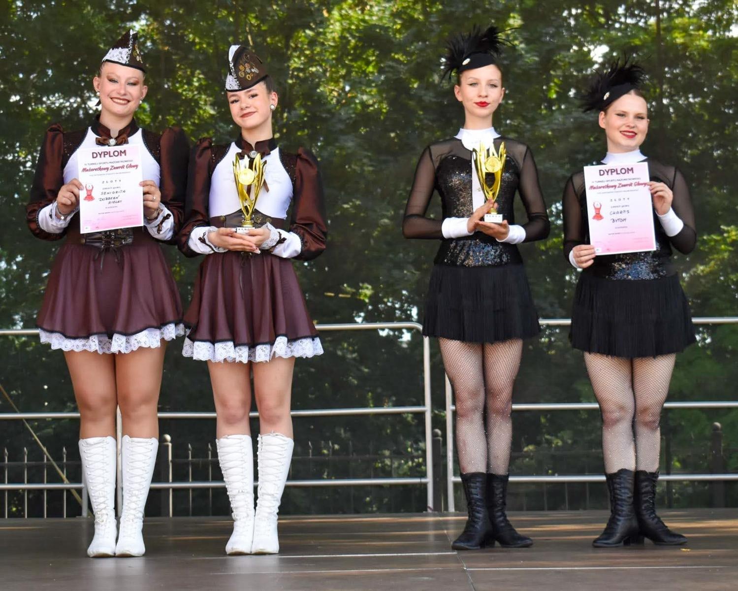 Zdjęcie w galerii na portalu naszraciborz.pl: Ponad tysiąc mażoretek na zamku wiadomości z regionu