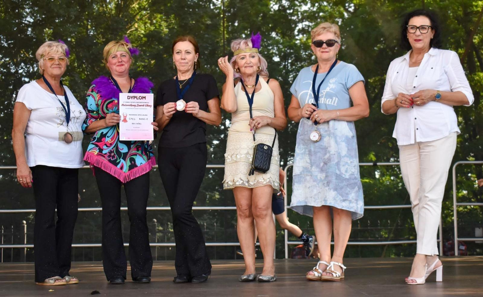 Zdjęcie w galerii na portalu naszraciborz.pl: Ponad tysiąc mażoretek na zamku wiadomości z regionu