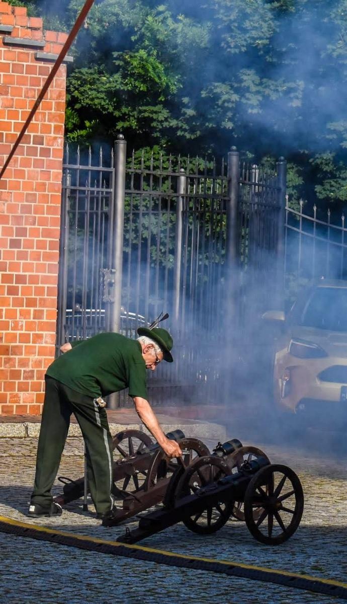 Zdjęcie w galerii na portalu naszraciborz.pl: Ponad tysiąc mażoretek na zamku wiadomości z regionu
