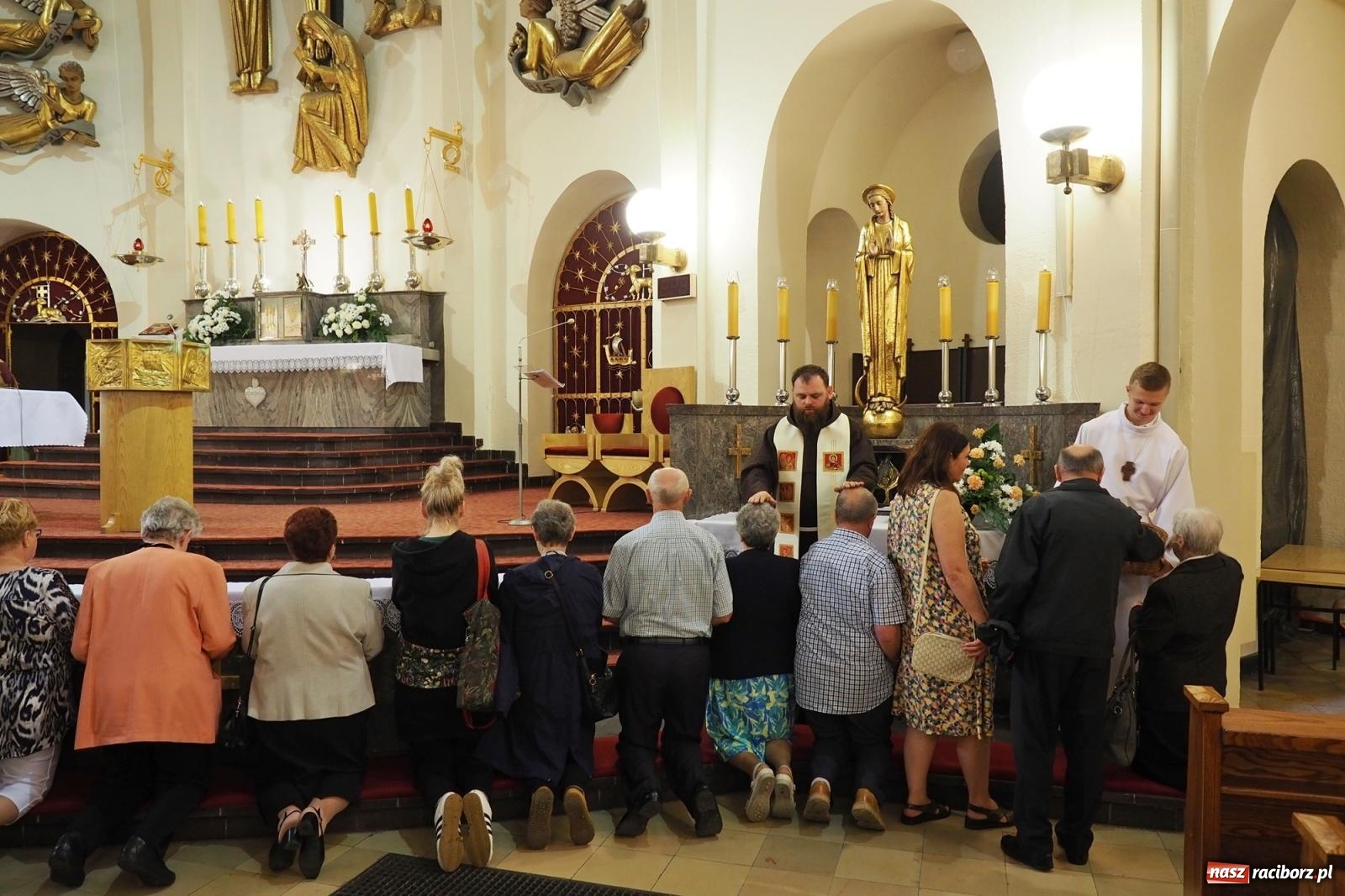 Zdjęcie w galerii na portalu naszraciborz.pl: Okrąglak w nowej odsłonie. Kościół przy Warszawskiej po malowaniu wiadomości z regionu
