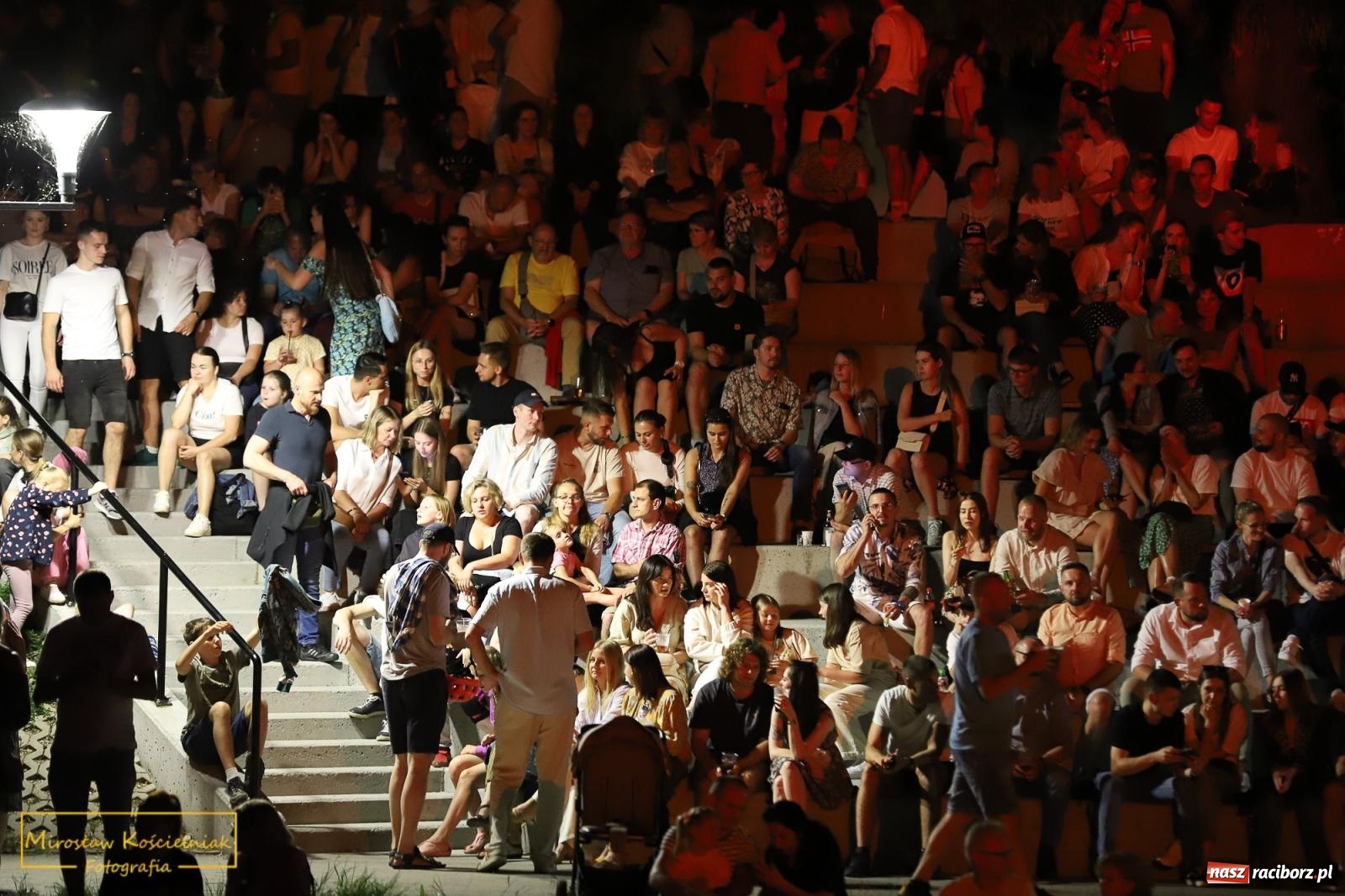 Zdjęcie w galerii na portalu naszraciborz.pl: Kathia, Grna & Andres Poveda, DJ Furrier i WY wiadomości z regionu