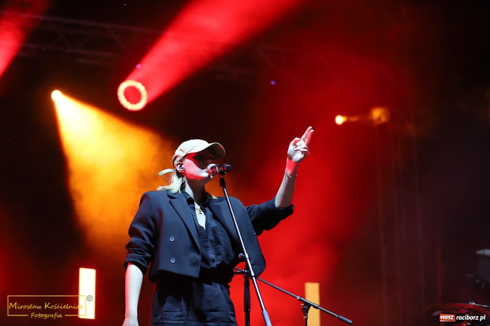 Zdjęcie w galerii na portalu naszraciborz.pl: Kathia, Grna & Andres Poveda, DJ Furrier i WY wiadomości z regionu