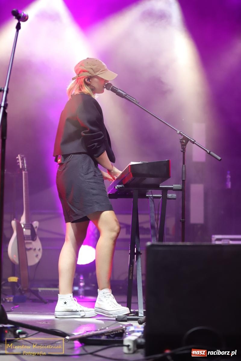 Zdjęcie w galerii na portalu naszraciborz.pl: Kathia, Grna & Andres Poveda, DJ Furrier i WY wiadomości z regionu