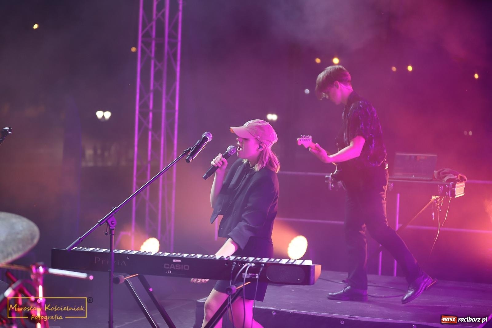 Zdjęcie w galerii na portalu naszraciborz.pl: Kathia, Grna & Andres Poveda, DJ Furrier i WY wiadomości z regionu