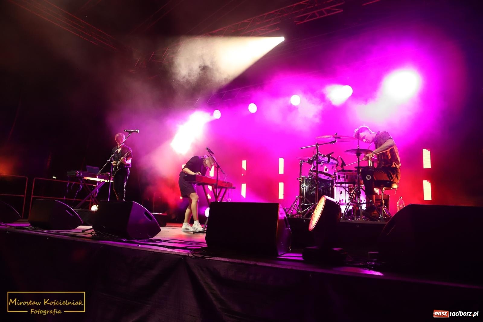 Zdjęcie w galerii na portalu naszraciborz.pl: Kathia, Grna & Andres Poveda, DJ Furrier i WY wiadomości z regionu