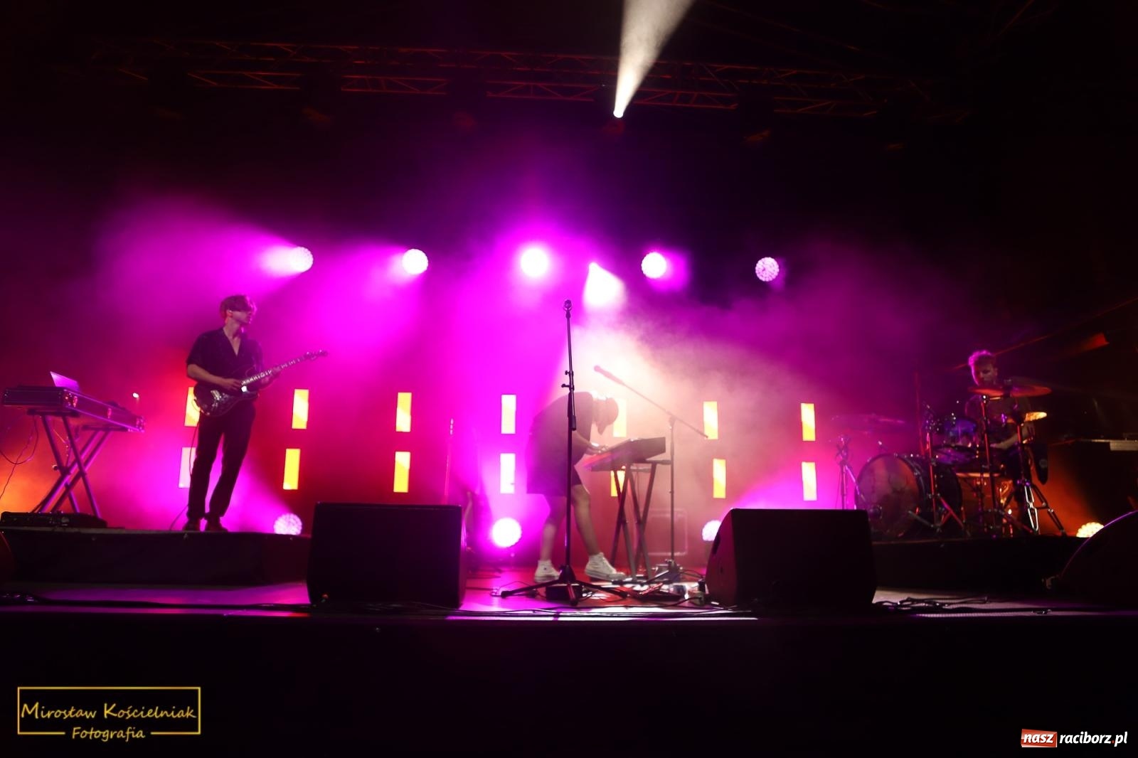 Zdjęcie w galerii na portalu naszraciborz.pl: Kathia, Grna & Andres Poveda, DJ Furrier i WY wiadomości z regionu