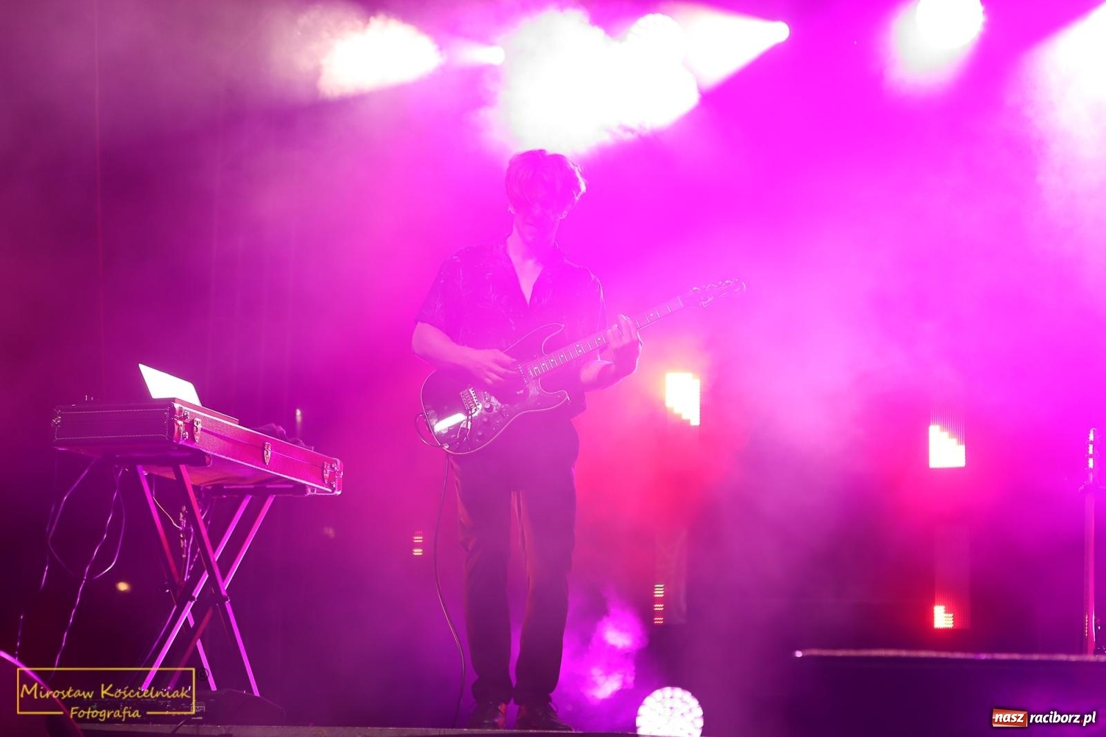 Zdjęcie w galerii na portalu naszraciborz.pl: Kathia, Grna & Andres Poveda, DJ Furrier i WY wiadomości z regionu