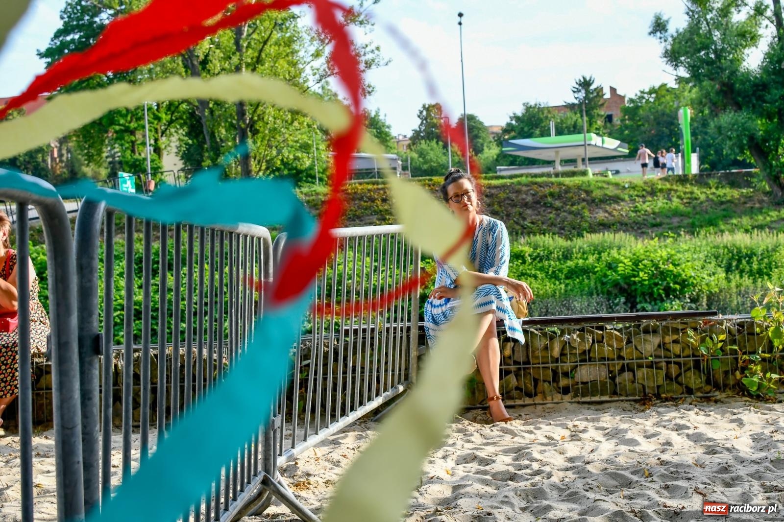 Zdjęcie w galerii na portalu naszraciborz.pl: Emi Franica, Andrzej Biliński oraz Kajetan Drozd z zespołem. Popołudnie na bulwarach [FOTO i WIDEO] wiadomości z regionu