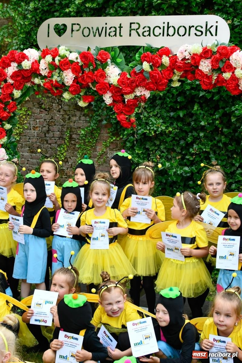 Zdjęcie w galerii na portalu naszraciborz.pl: I Love Powiat Raciborski. Serce na zamku robi furorę [FOTO] wiadomości z regionu
