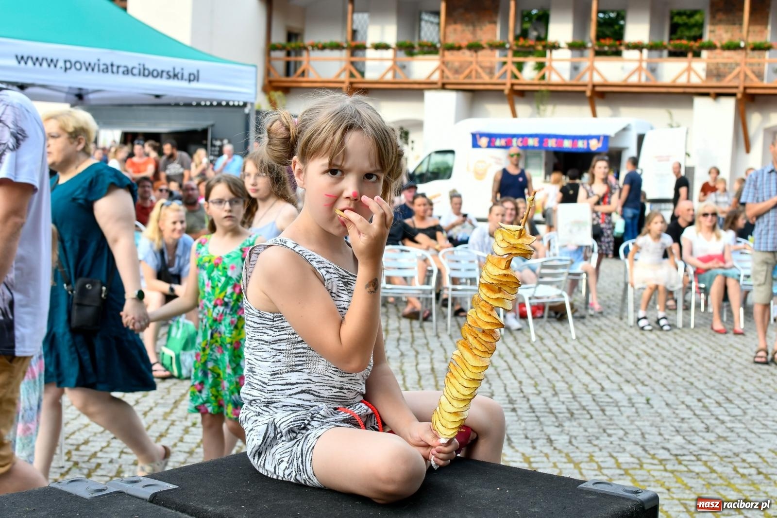 Zdjęcie w galerii na portalu naszraciborz.pl: I Love Powiat Raciborski. Serce na zamku robi furorę [FOTO] wiadomości z regionu