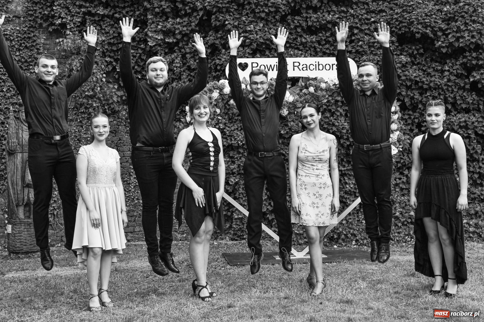 Zdjęcie w galerii na portalu naszraciborz.pl: I Love Powiat Raciborski. Serce na zamku robi furorę [FOTO] wiadomości z regionu