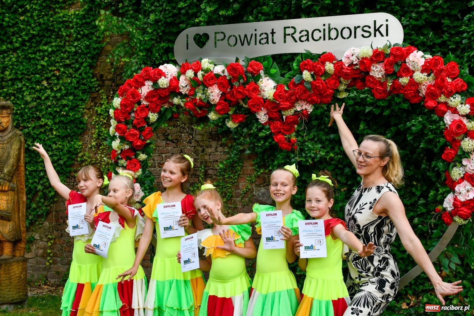 Zdjęcie w galerii na portalu naszraciborz.pl: I Love Powiat Raciborski. Serce na zamku robi furorę [FOTO] wiadomości z regionu