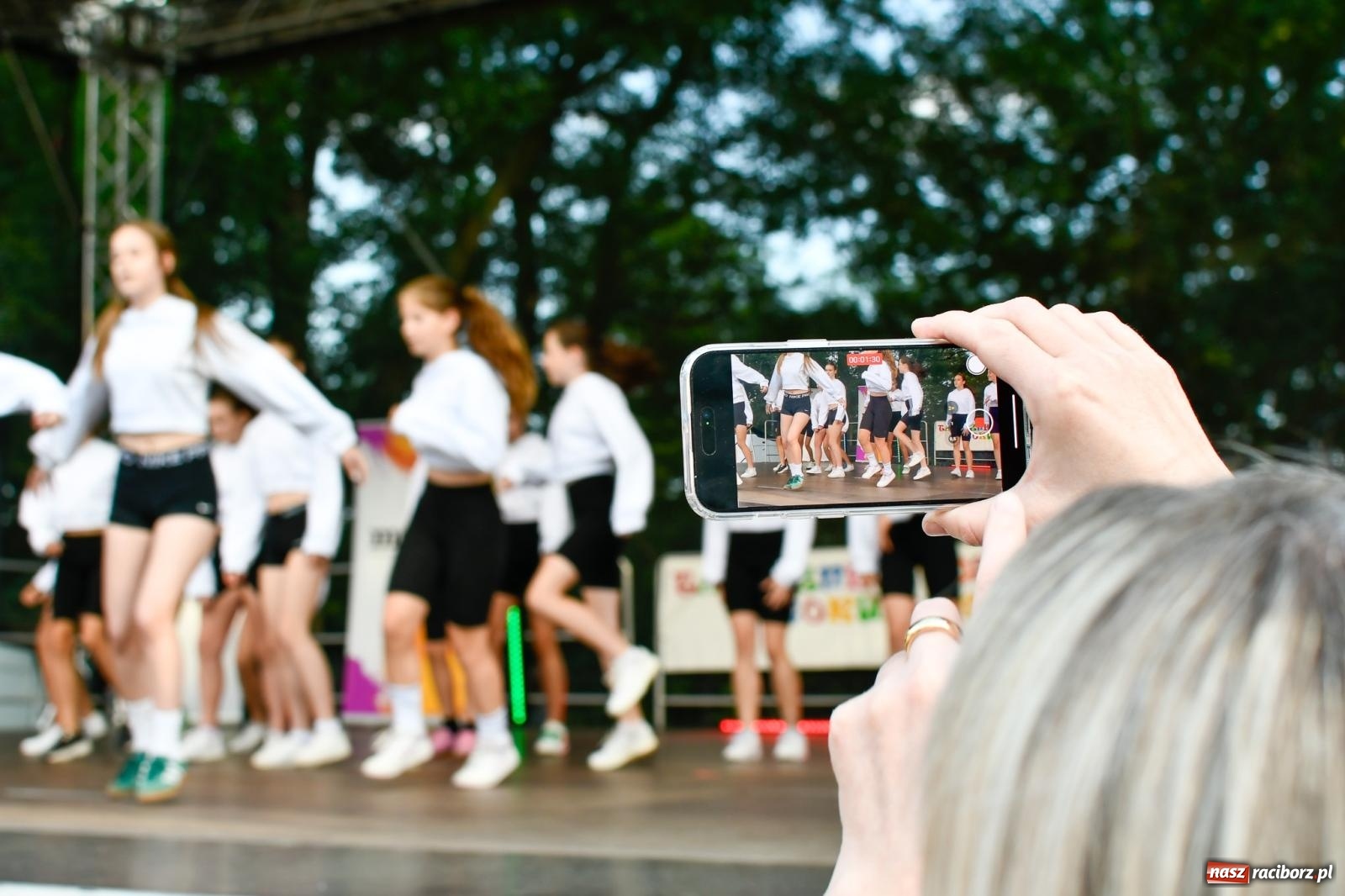 Zdjęcie w galerii na portalu naszraciborz.pl: I Love Powiat Raciborski. Serce na zamku robi furorę [FOTO] wiadomości z regionu