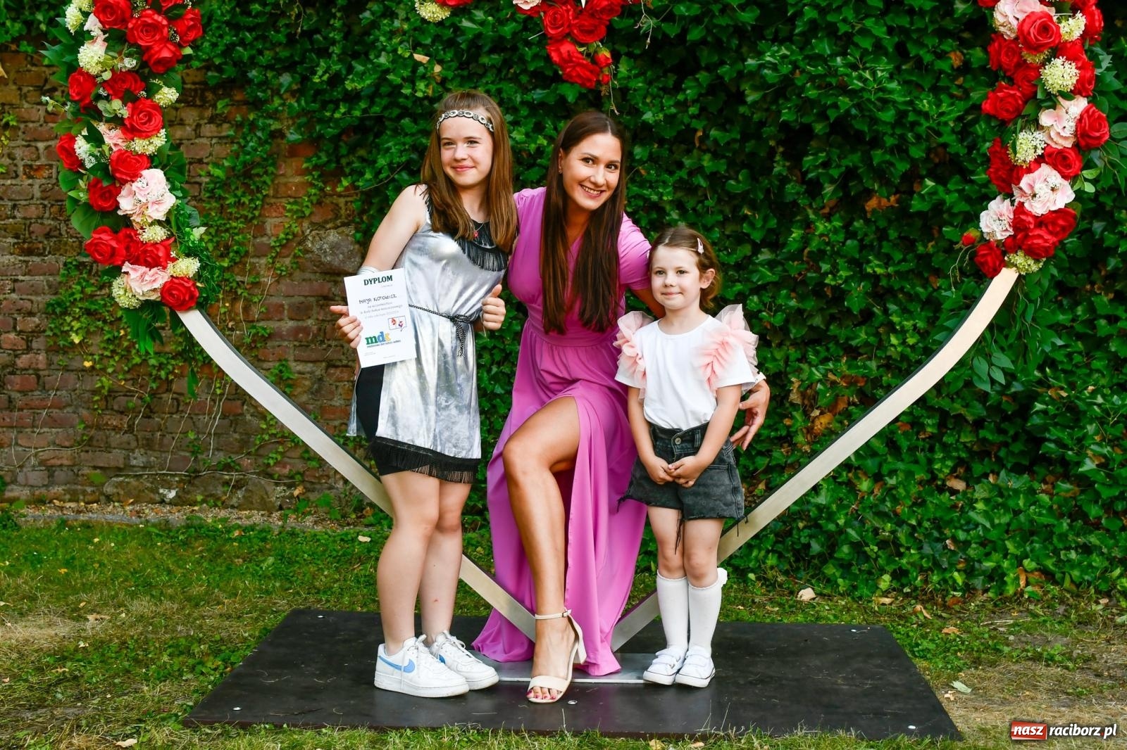 Zdjęcie w galerii na portalu naszraciborz.pl: I Love Powiat Raciborski. Serce na zamku robi furorę [FOTO] wiadomości z regionu