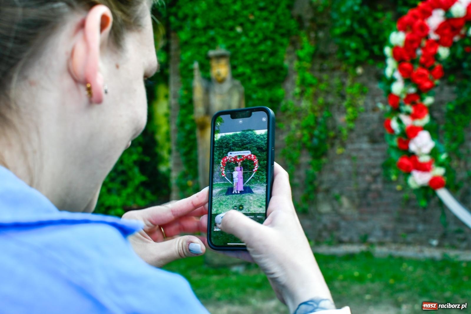 Zdjęcie w galerii na portalu naszraciborz.pl: I Love Powiat Raciborski. Serce na zamku robi furorę [FOTO] wiadomości z regionu