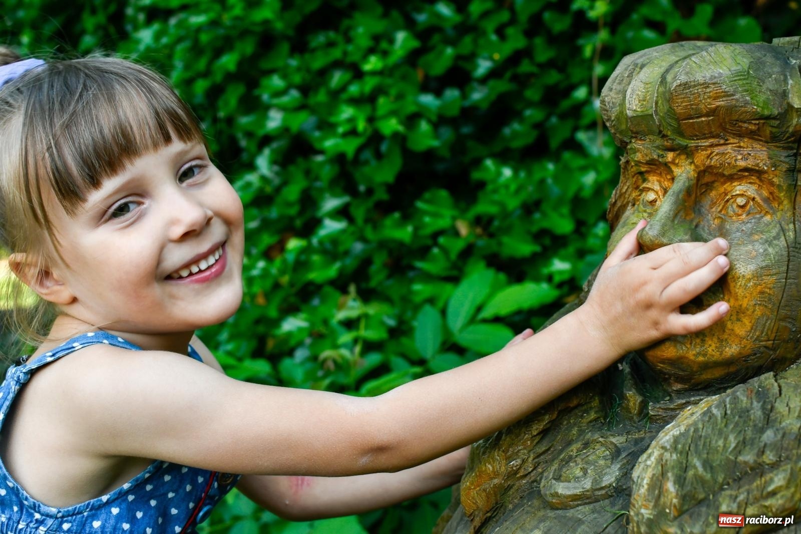 Zdjęcie w galerii na portalu naszraciborz.pl: I Love Powiat Raciborski. Serce na zamku robi furorę [FOTO] wiadomości z regionu